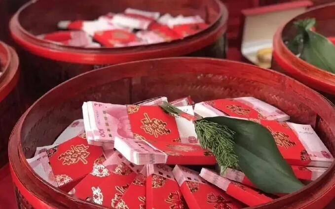 男方在訂立婚約后悔婚，起訴要求女方返還彩禮